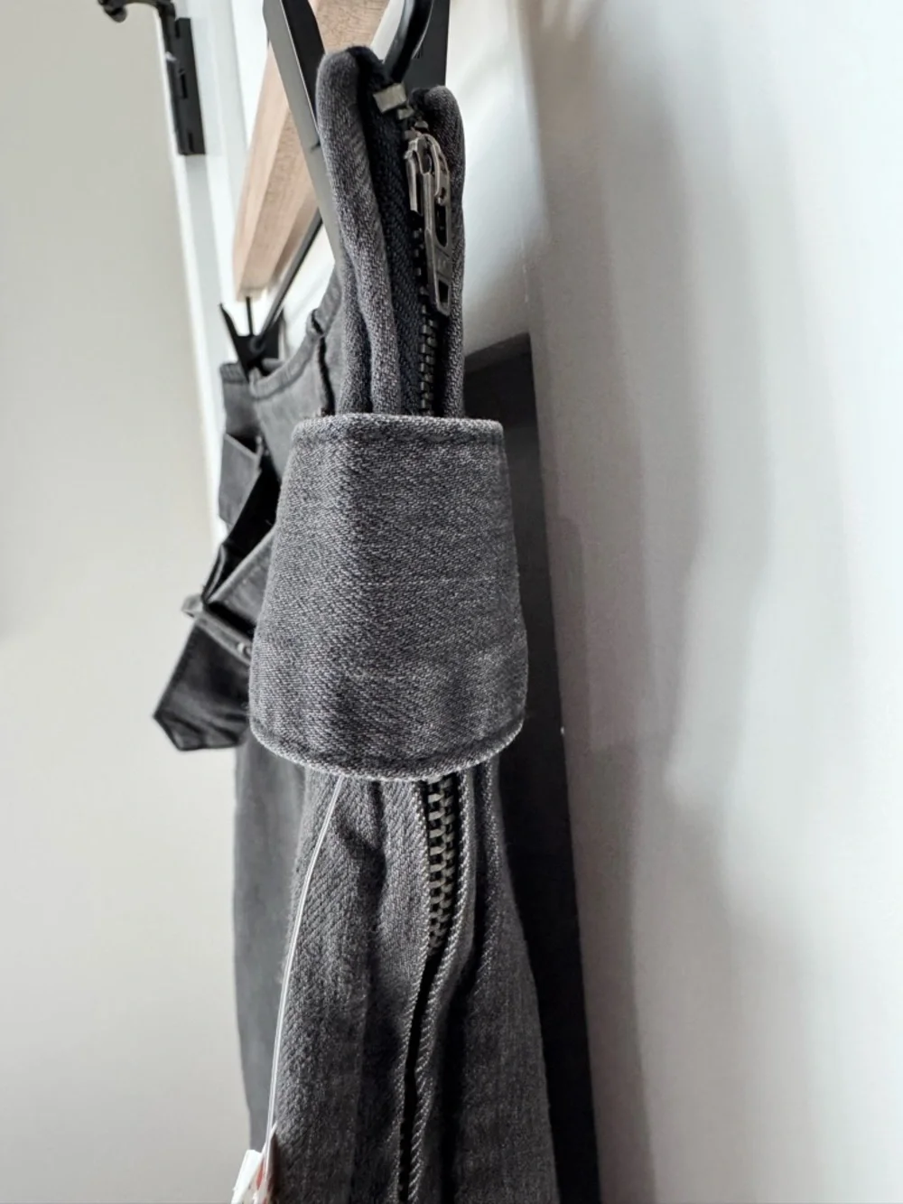Free People Livin It Up Denim Pencil Mini Skirt in Worn Black size 4 NWT - Picture 6 of 10